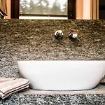Cascina Cortine Bed & Breakfast
