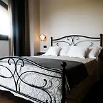 Cascina Cortine 4*