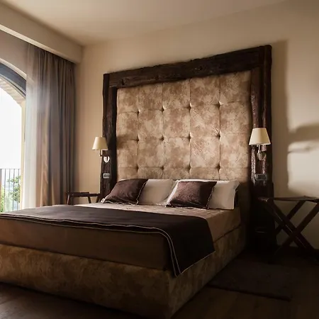 Oda ve Kahvaltı Cascina Cortine 4*