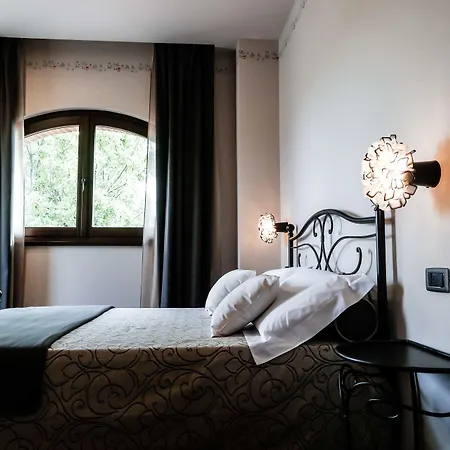 Cascina Cortine Alojamento de Acomodação e Pequeno-almoço 4*