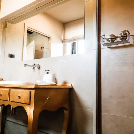 Oda ve Kahvaltı Cascina Cortine 4*