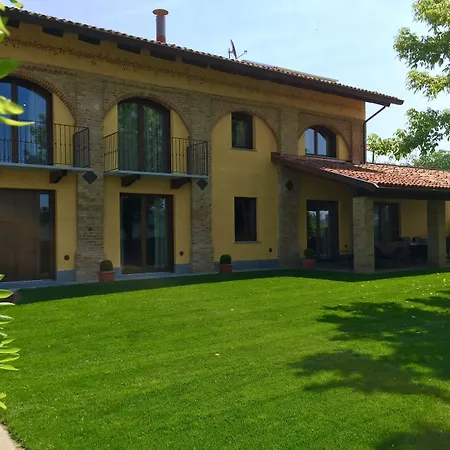 Cascina Cortine Oda ve Kahvaltı Guarene