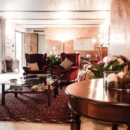 Alojamento de Acomodação e Pequeno-almoço Cascina Cortine 4*