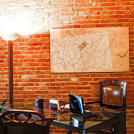 Cascina Cortine Bed & Breakfast Guarene