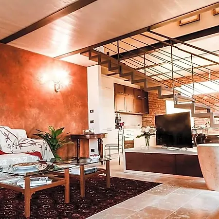 Cascina Cortine Bed & Breakfast 4*