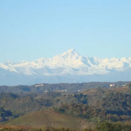 Oda ve Kahvaltı Cascina Cortine 4*